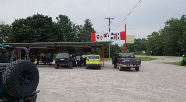 Big Rs Hogs & Dogs - Real Estate And Website Photo (newer photo)